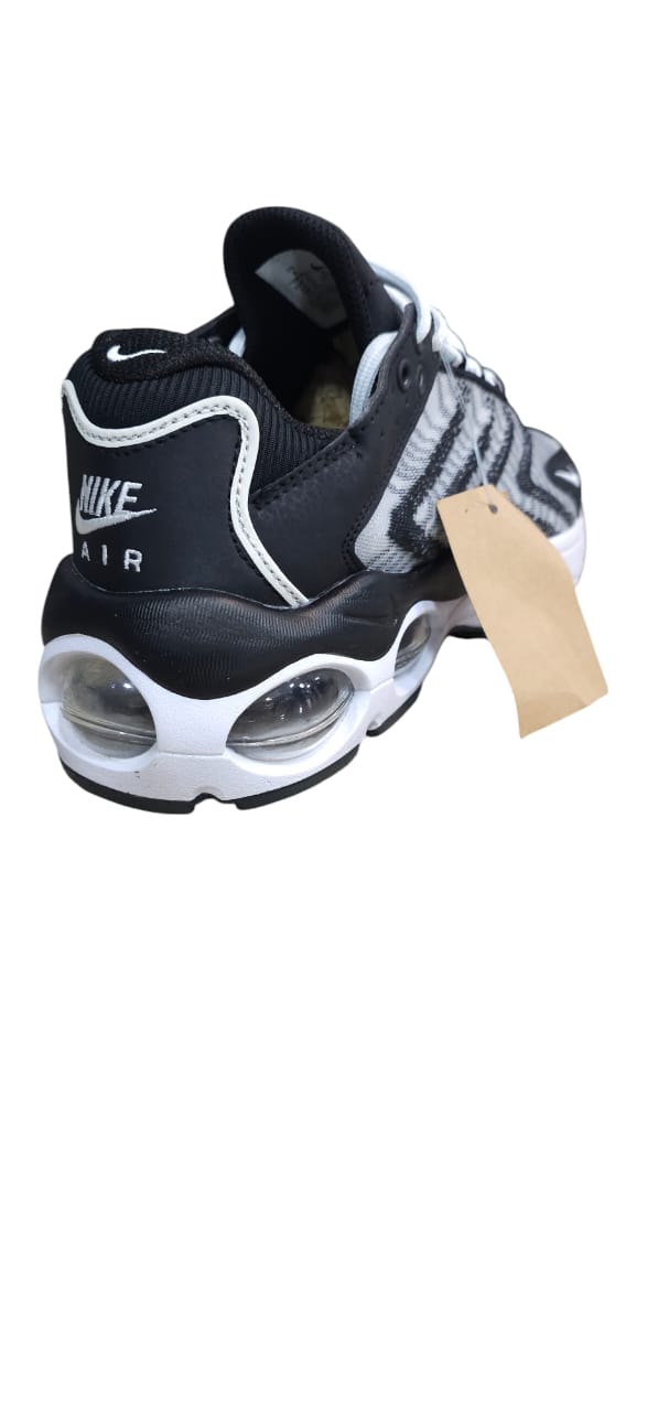 Tenis Nike Air Max Tw Importadas Replica AAA