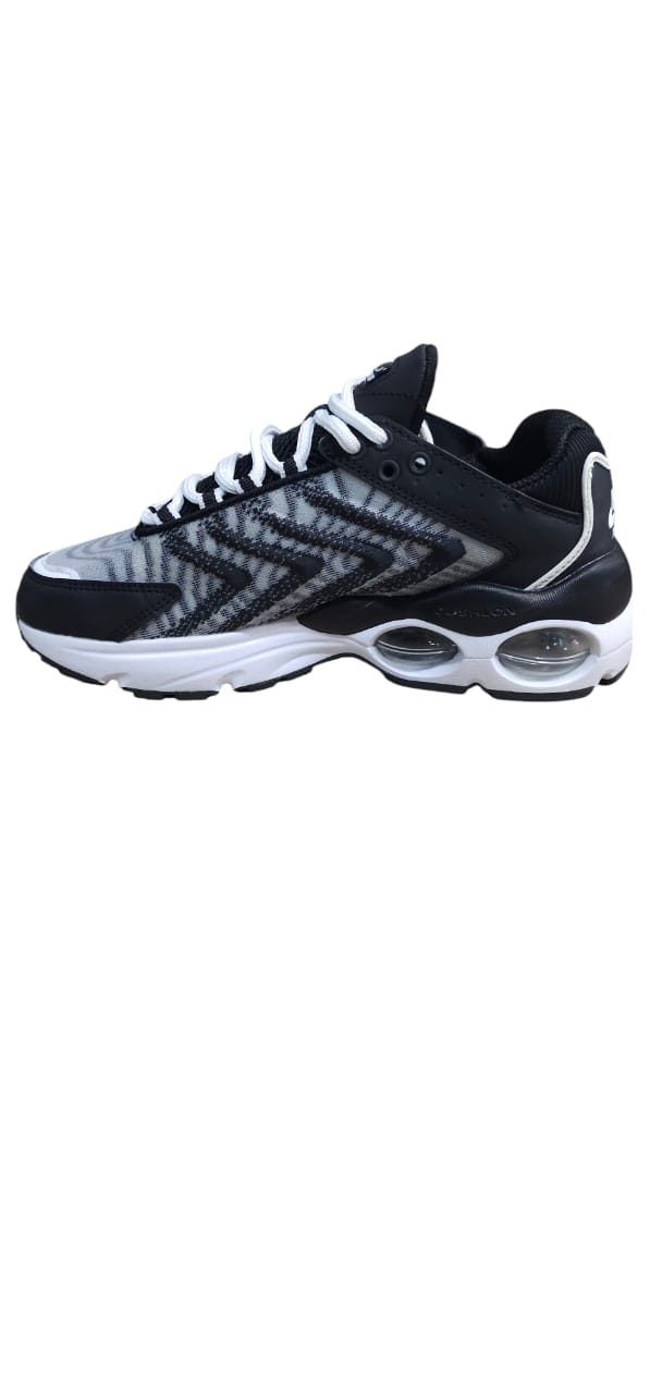 Tenis Nike Air Max Tw Importadas Replica AAA