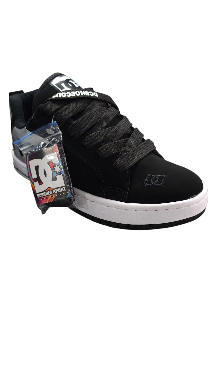 Tenis DC Shoes Court Graffic Replica AA Colors Black ReflectIVO