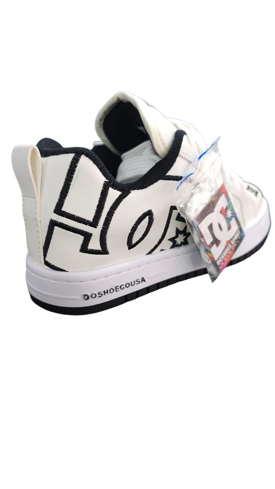 Tenis DC Shoes Court Graffic Replica AA Colors White Black