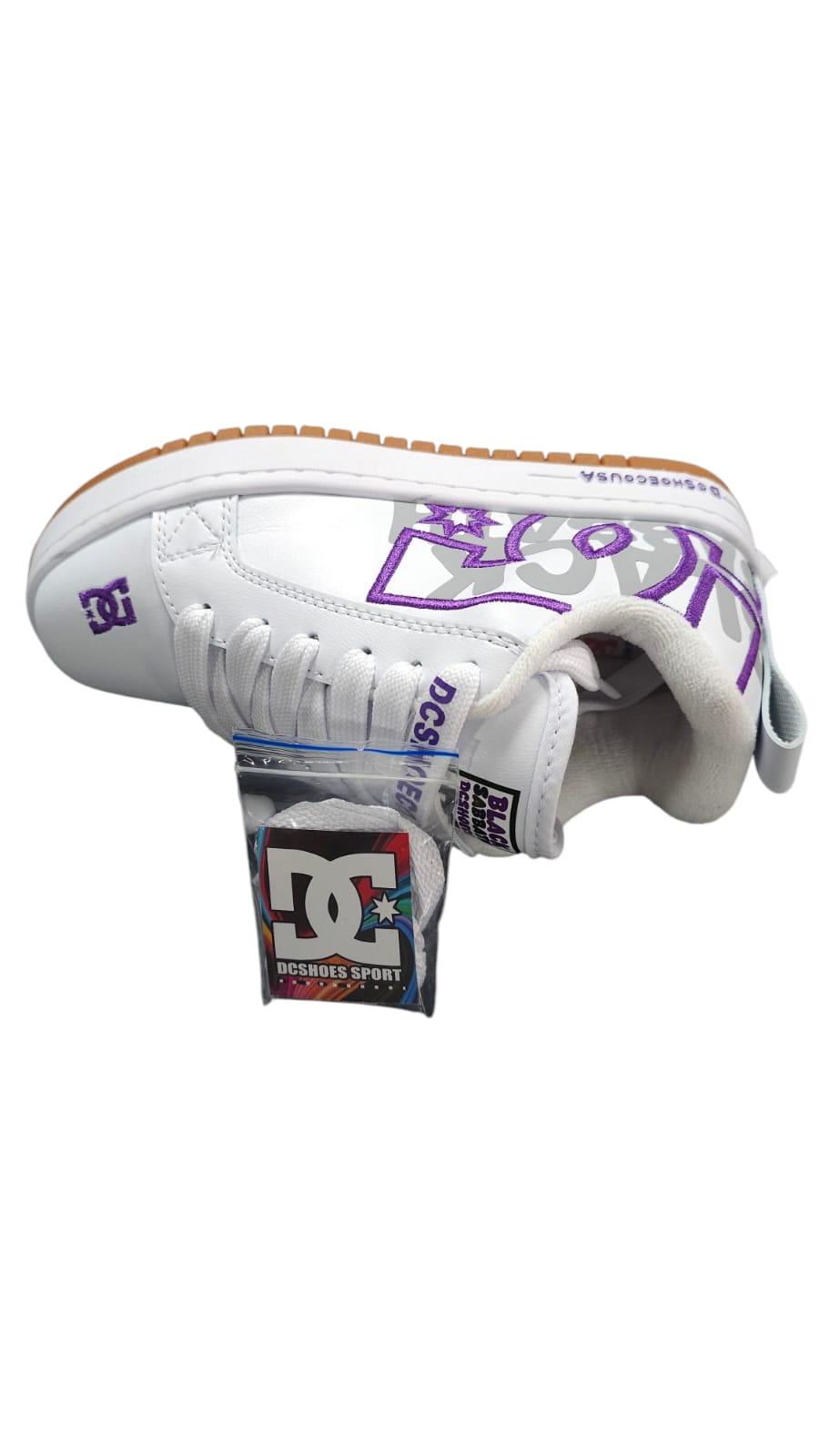 Tenis DC Shoes Court Graffic Replica AA Colors White Lila