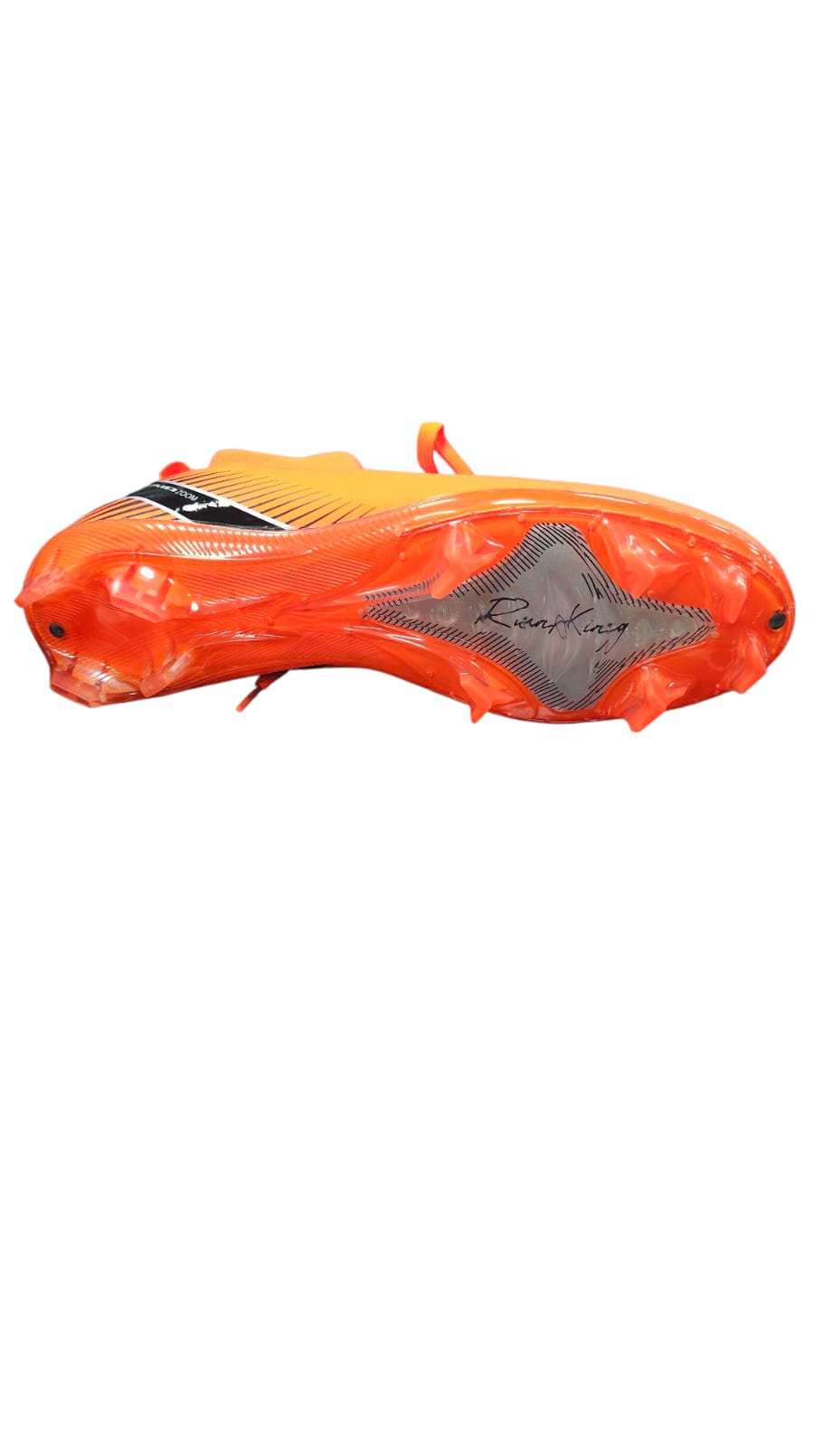 Guayos Importados Para Cualquier Tipo De Cancha De Pasto Natural y Artificial Orange