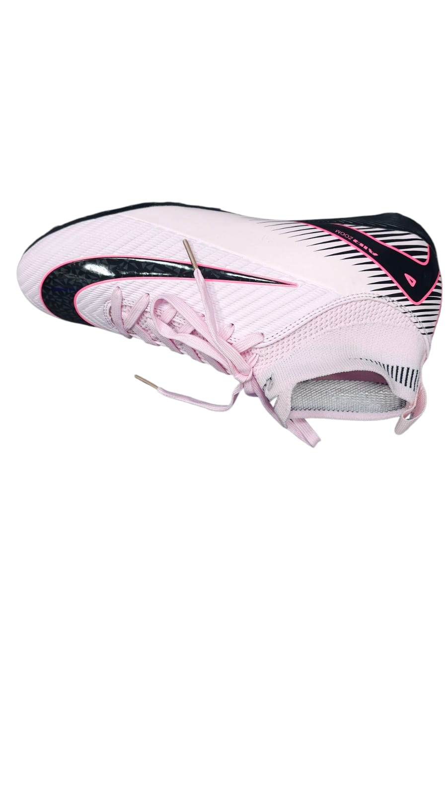 Guayos Importados Para Cualquier Tipo De Cancha De Pasto Natural y Artificial Pink