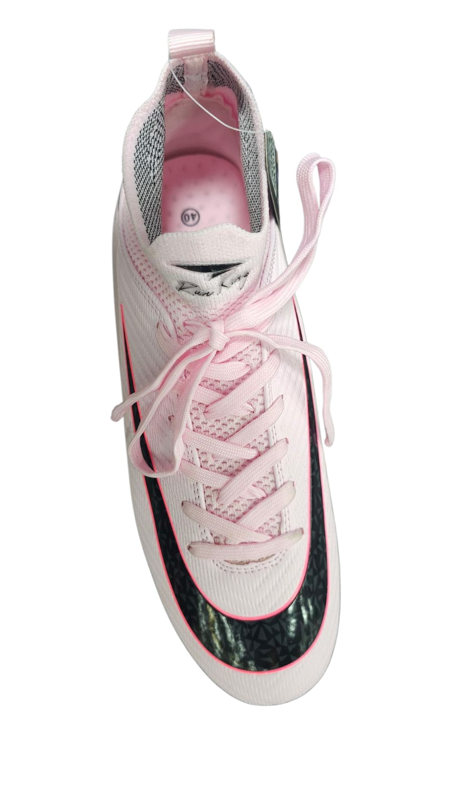 Guayos Importados Para Cualquier Tipo De Cancha De Pasto Natural y Artificial Pink