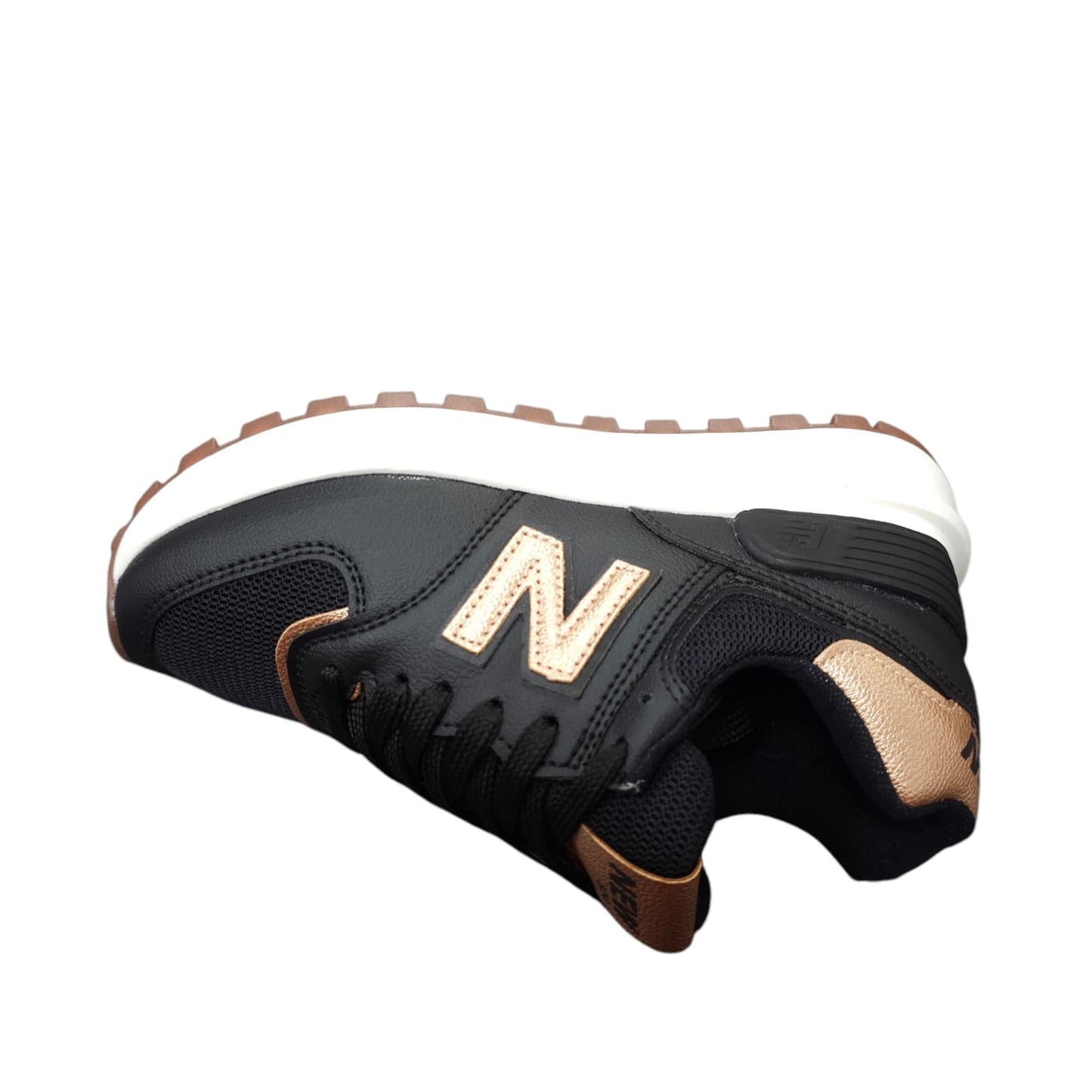 Tenis New Balance Replica AA Suela Alta New Colección Negro Dorado
