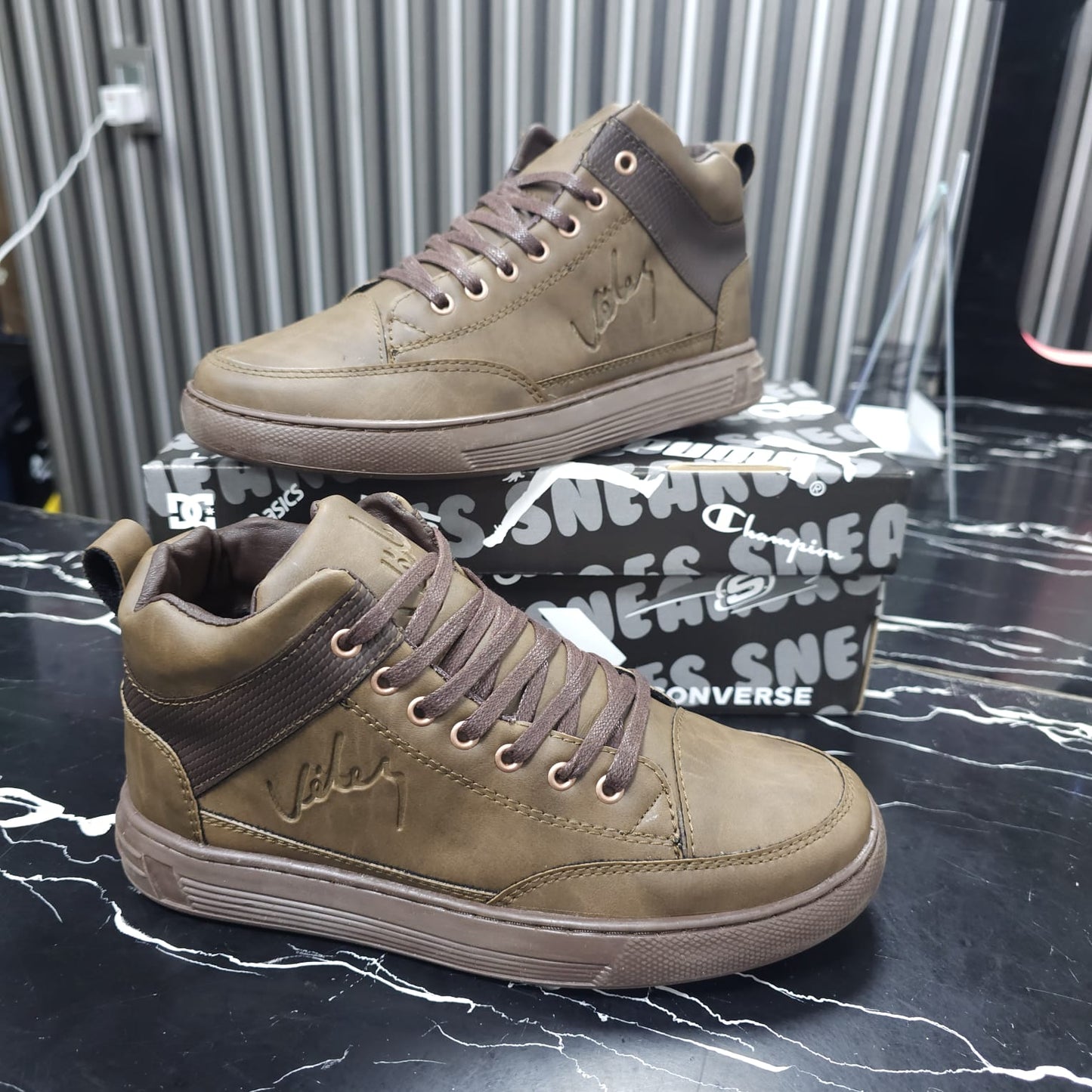 Tenis Sport En Bota Replica AA New Colecction Miel