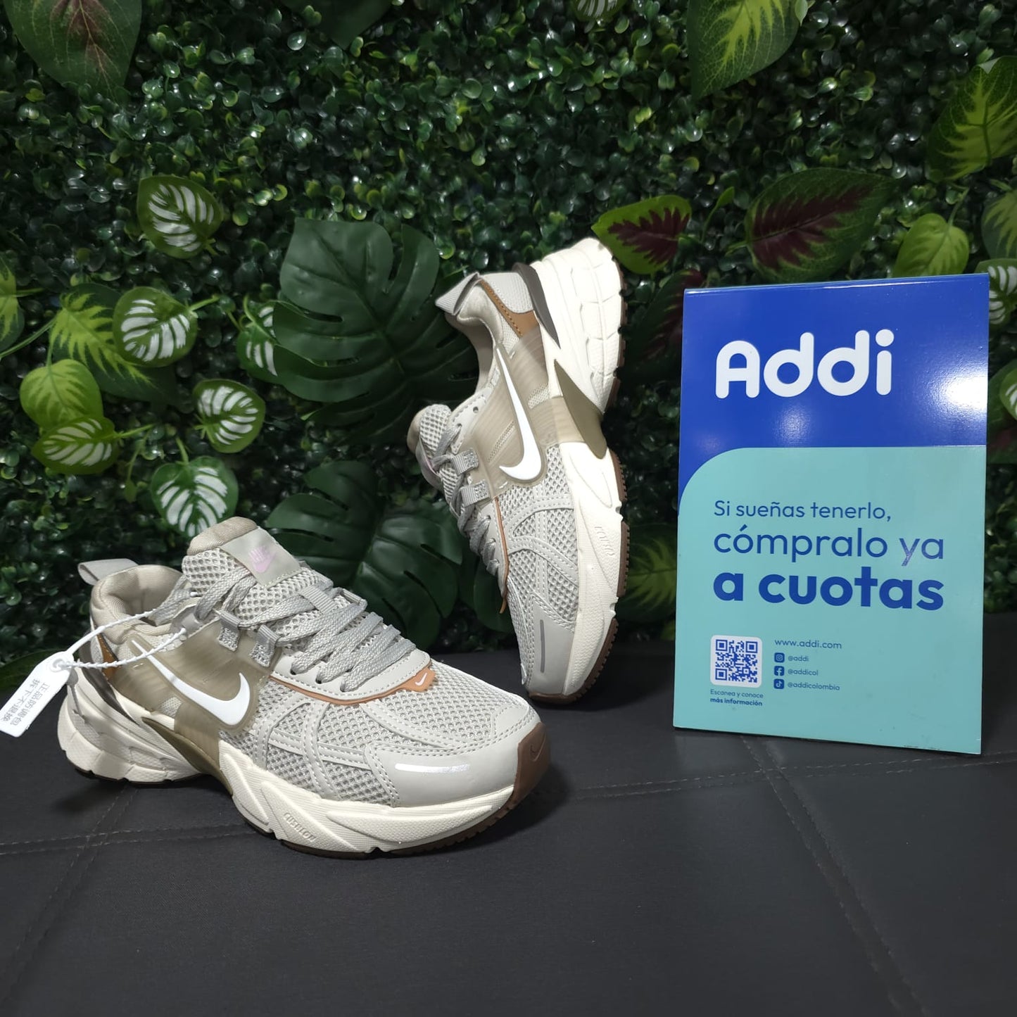 Tenis Nike Importados AAA V2K Run Vomero Caqui