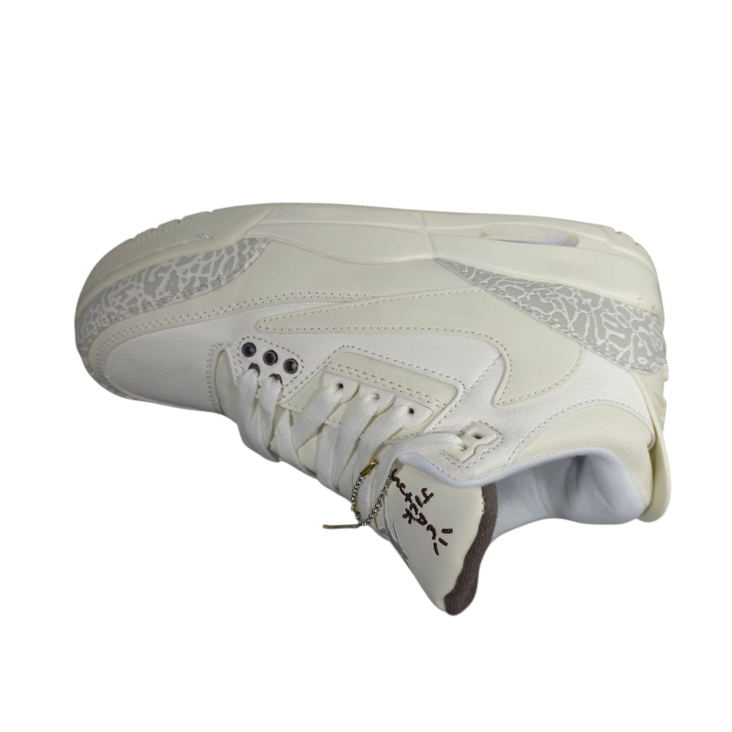 Tenis Nike Jordan Retro 3 Travis Scott Crema Replica AAA Importados