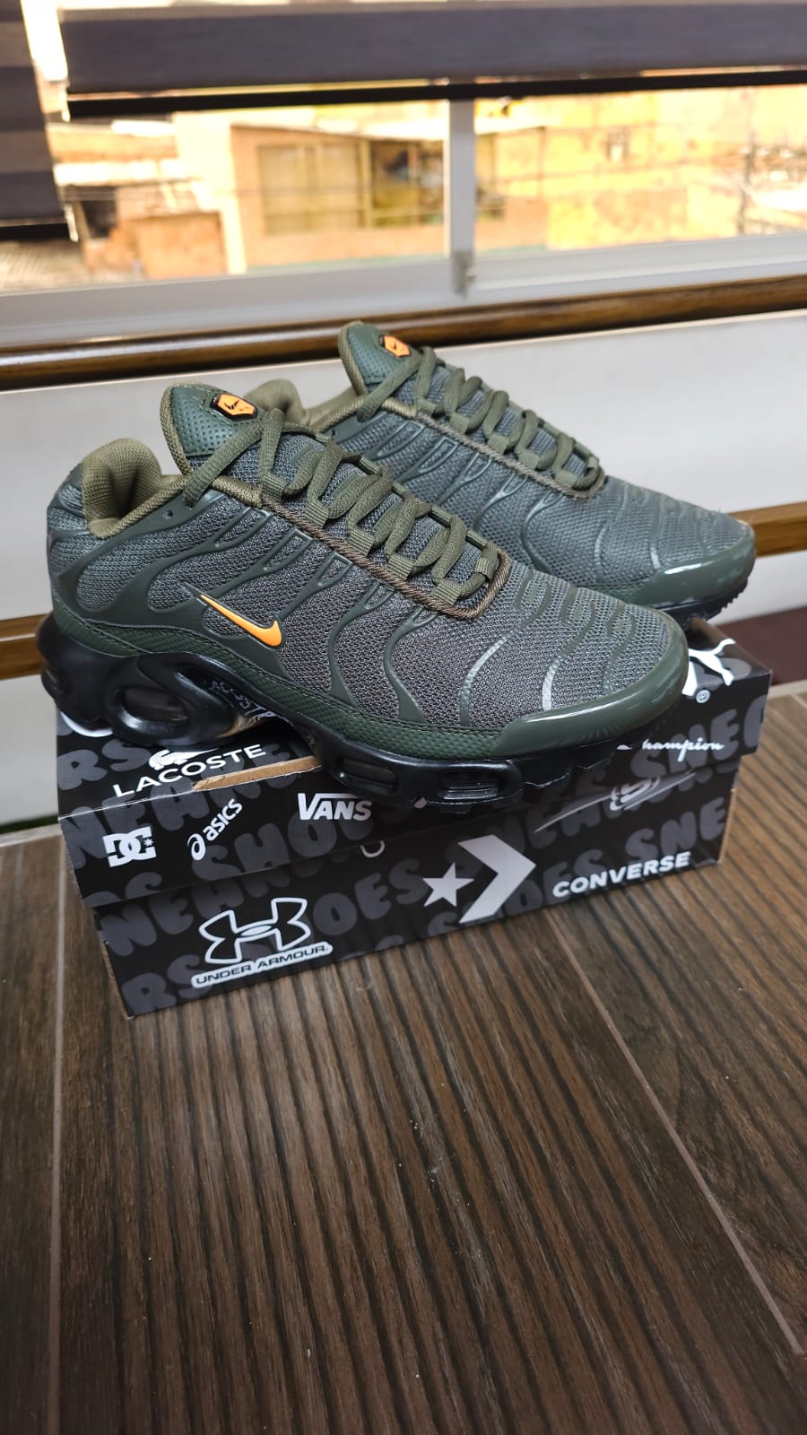 Tenis Nike Air Max Plus TN 1.1 AAA Importadas Green