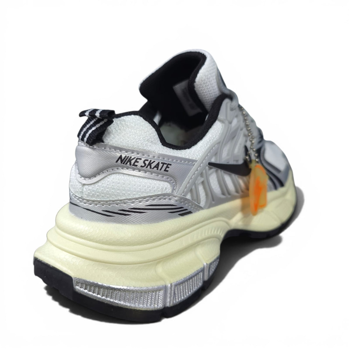 Tenis Nike Skate AAA Importados White Plata