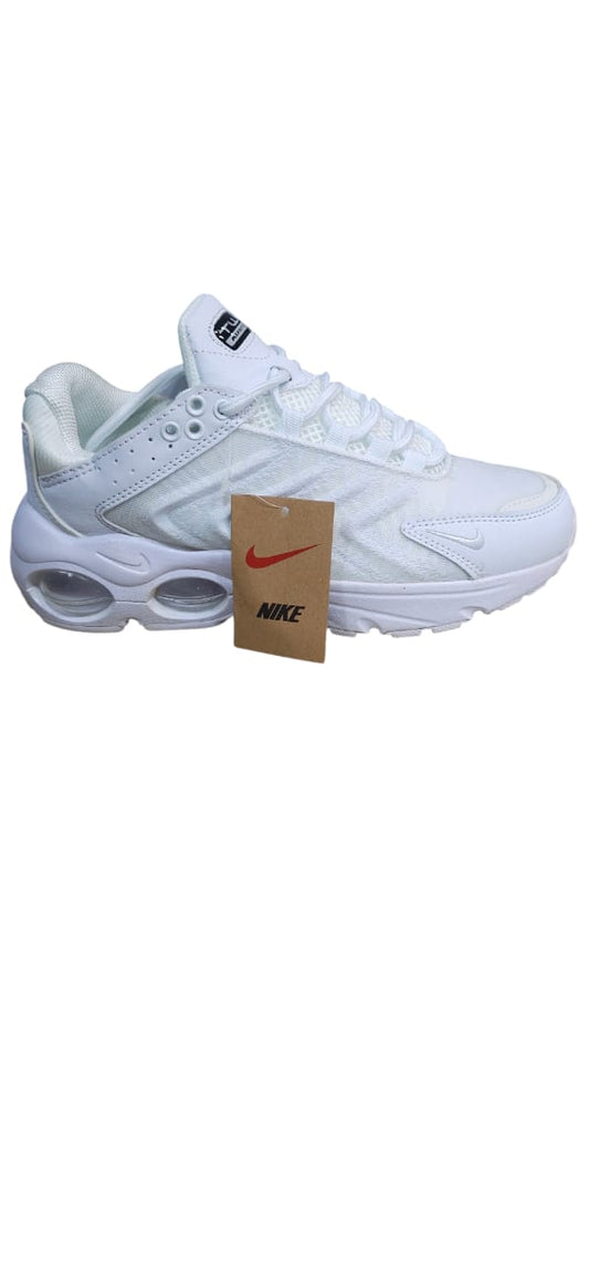 Tenis Nike Air Max Tw Importadas Replica AAA