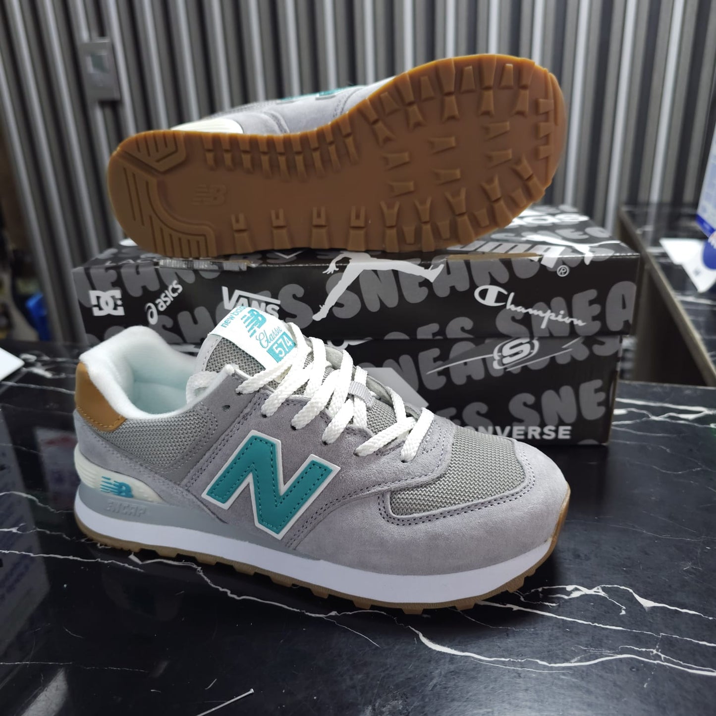 Tenis New Balance 574 Replica AAA Importados Colección Clásica Grey Aguamarine