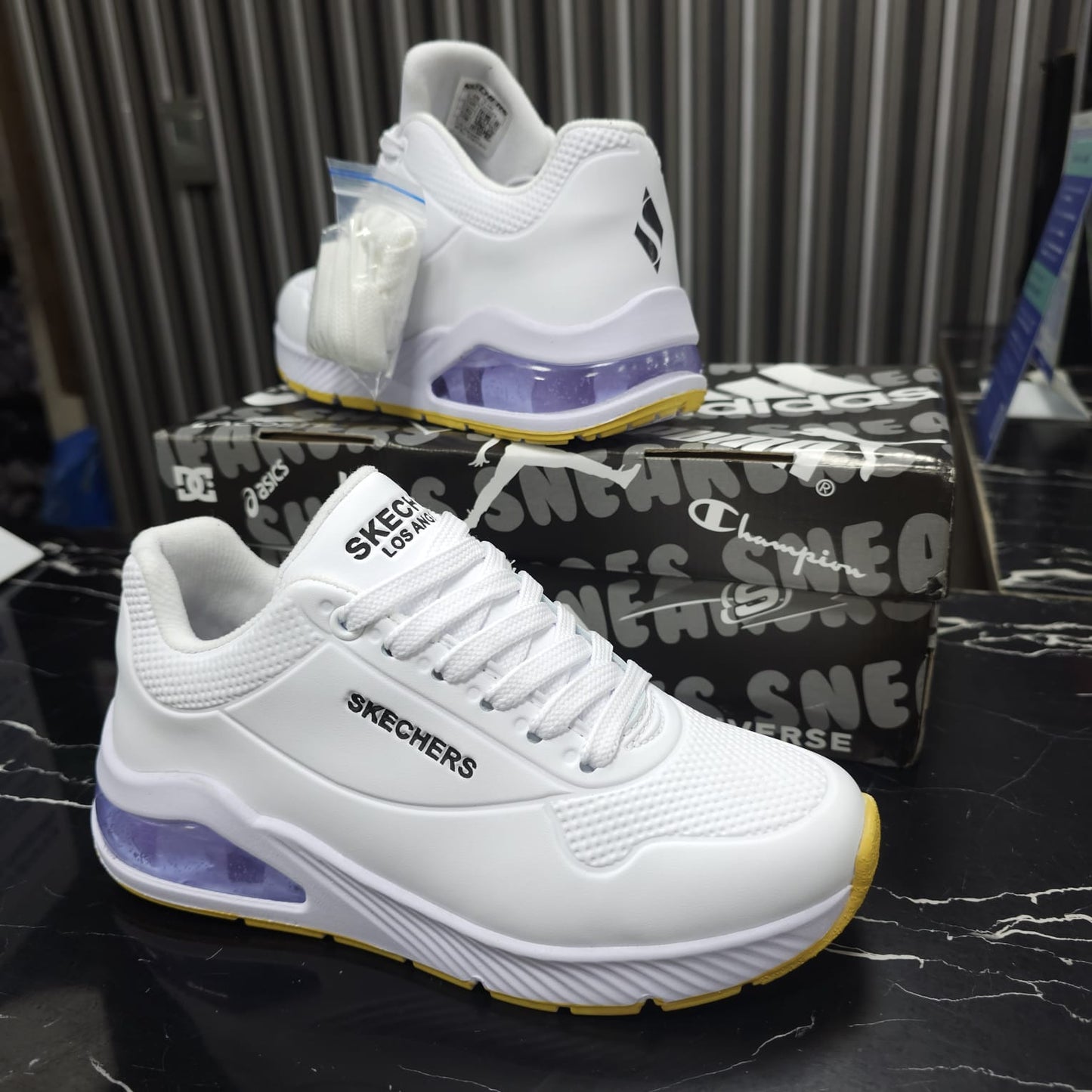 Tenis Skechers  Lifestyle Replica AA Material Límpiale White