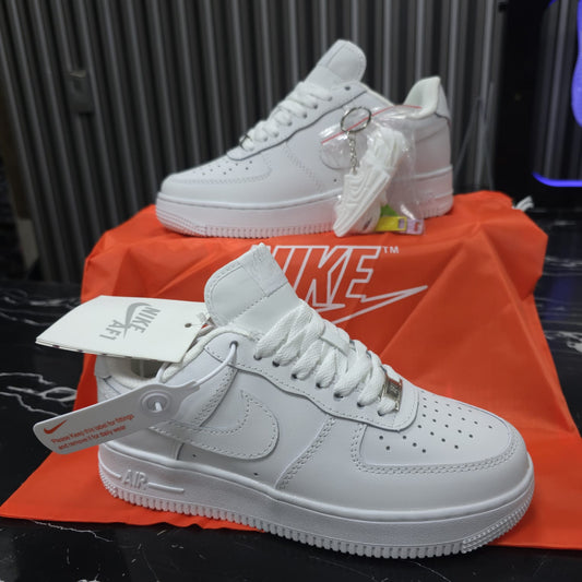 Tenis Importados Nike Air Force 1 Mid '07 Obsequio Accesorios