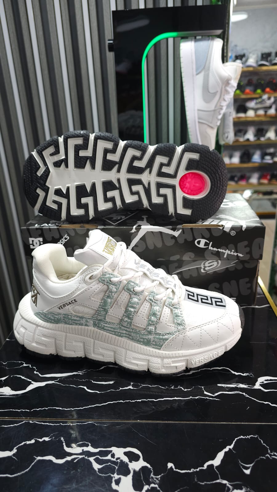 Tenis Versace Tigreca Importados AA