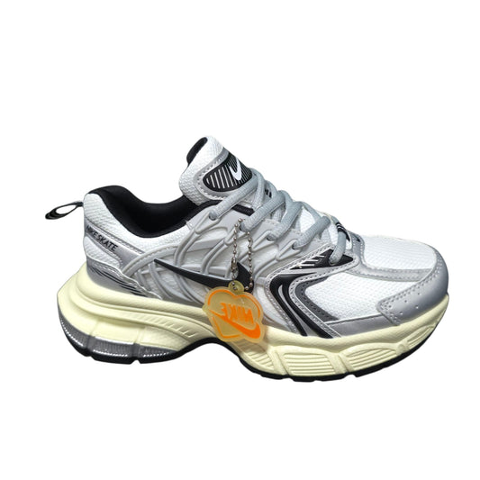 Tenis Nike Skate AAA Importados White Plata