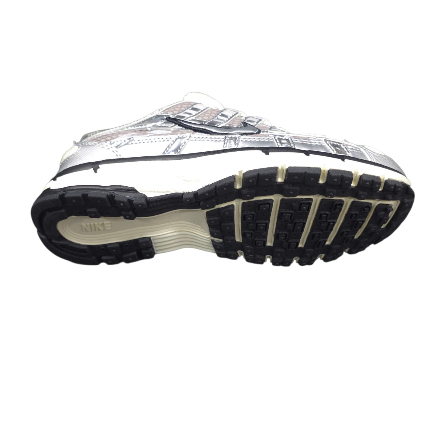 Tenis Importados Nike P-6000 Premium Replica AAA