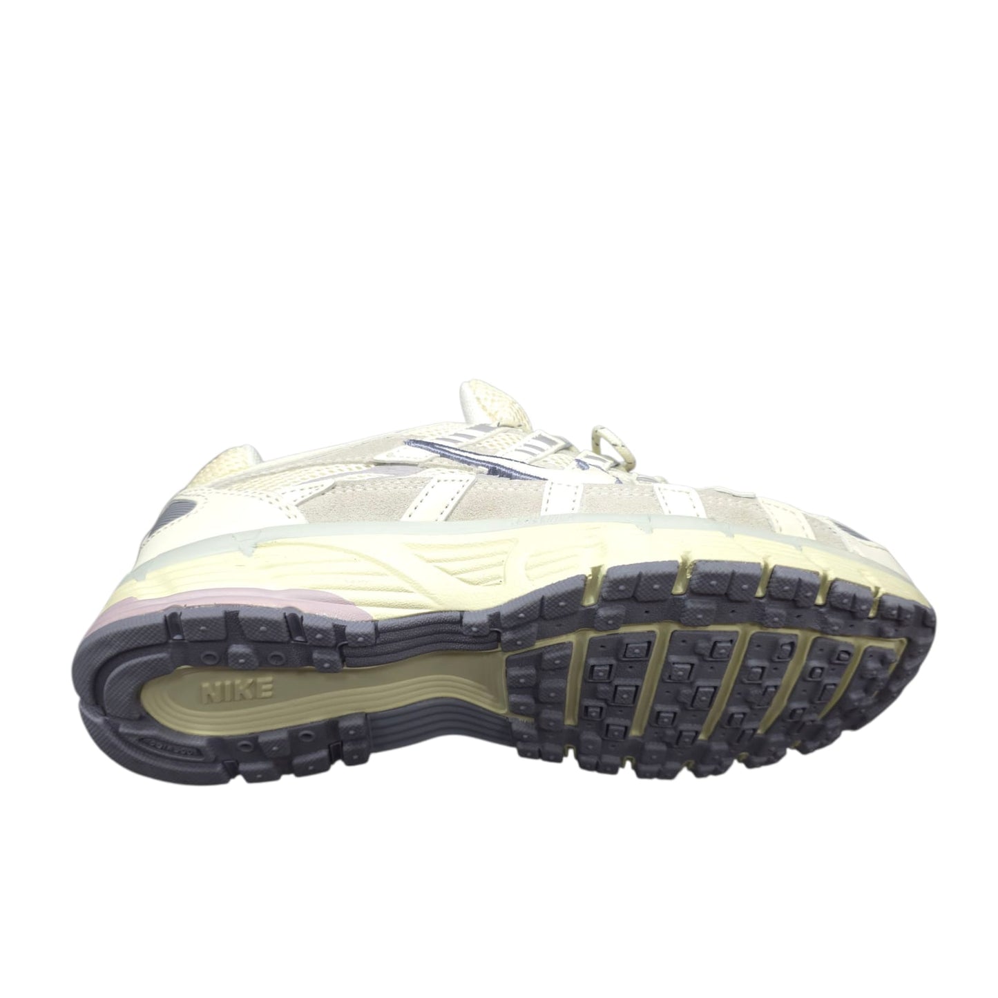Tenis Importados Nike P-6000 Premium Replica AAA