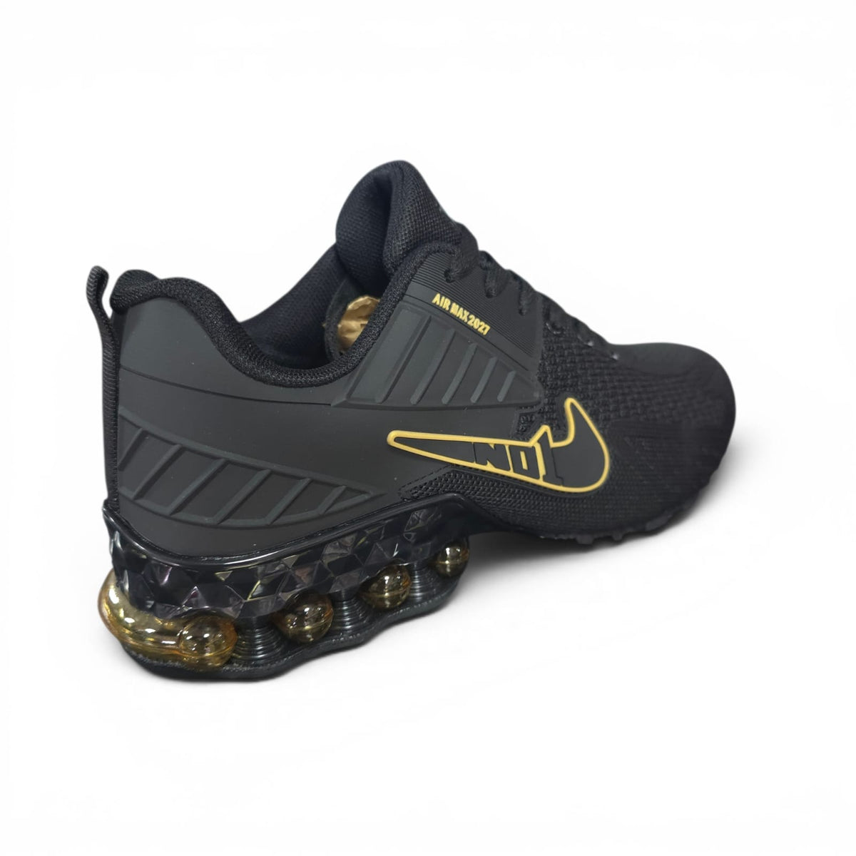 Tenis Importados Suela Tornillo Black Dorado