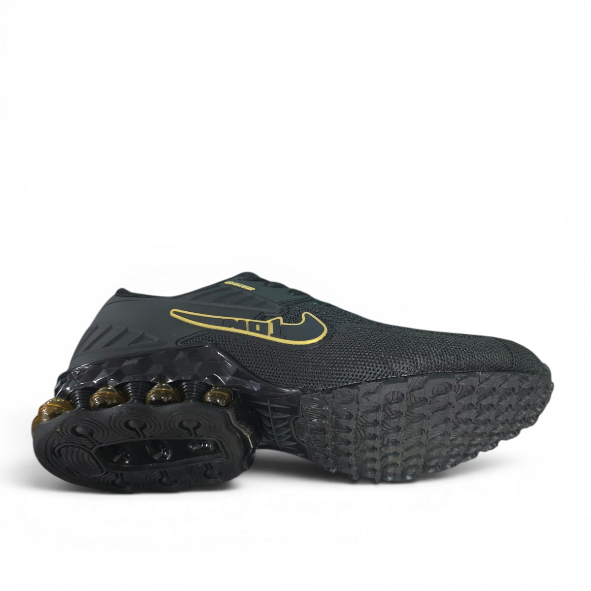 Tenis Importados Suela Tornillo Black Dorado