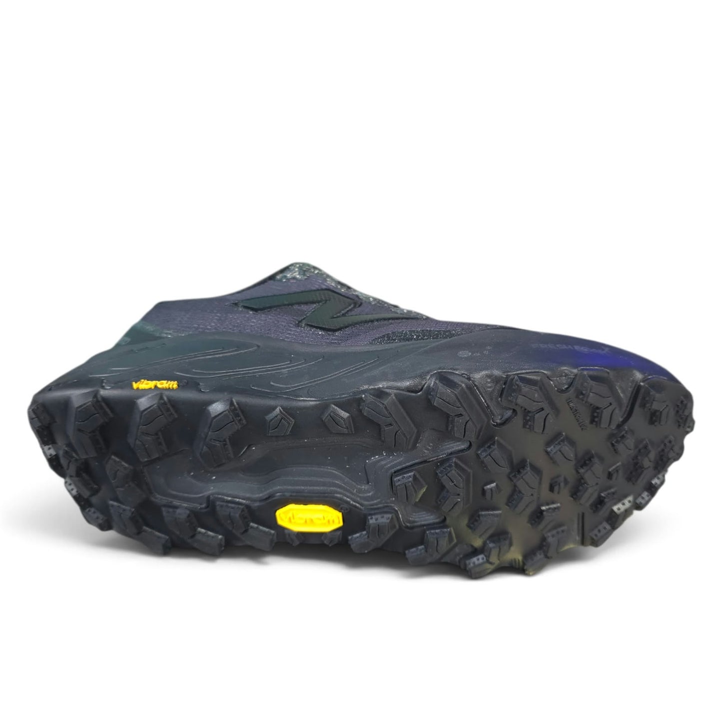 Tenis New Balance Hierro Vibram AAA Importadas