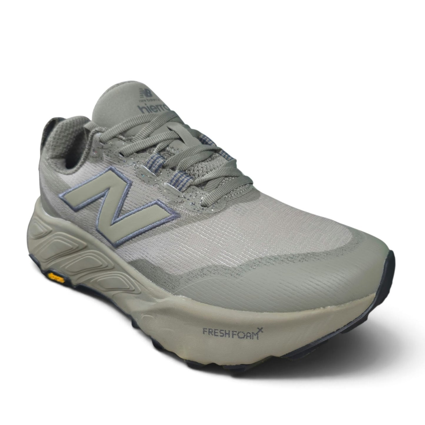 Tenis New Balance Hierro Vibram AAA Importadas