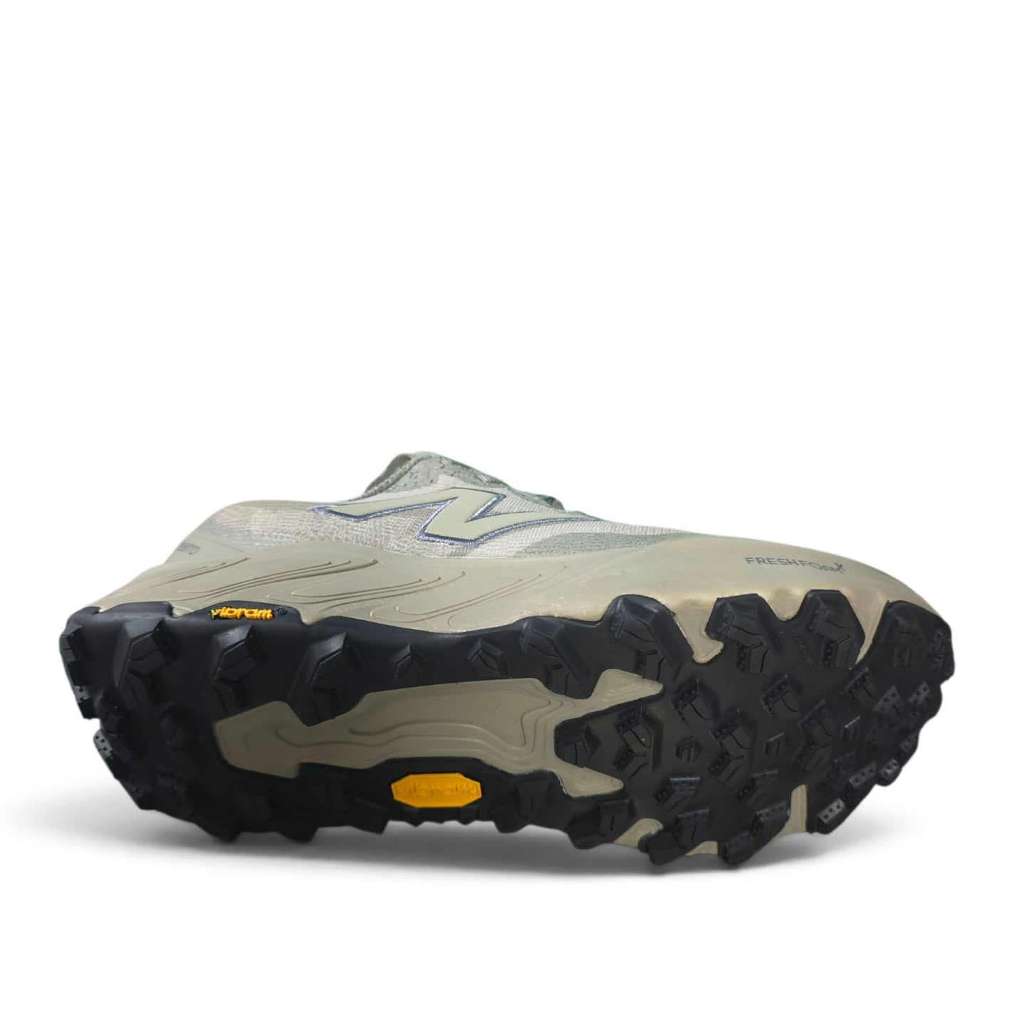 Tenis New Balance Hierro Vibram AAA Importadas