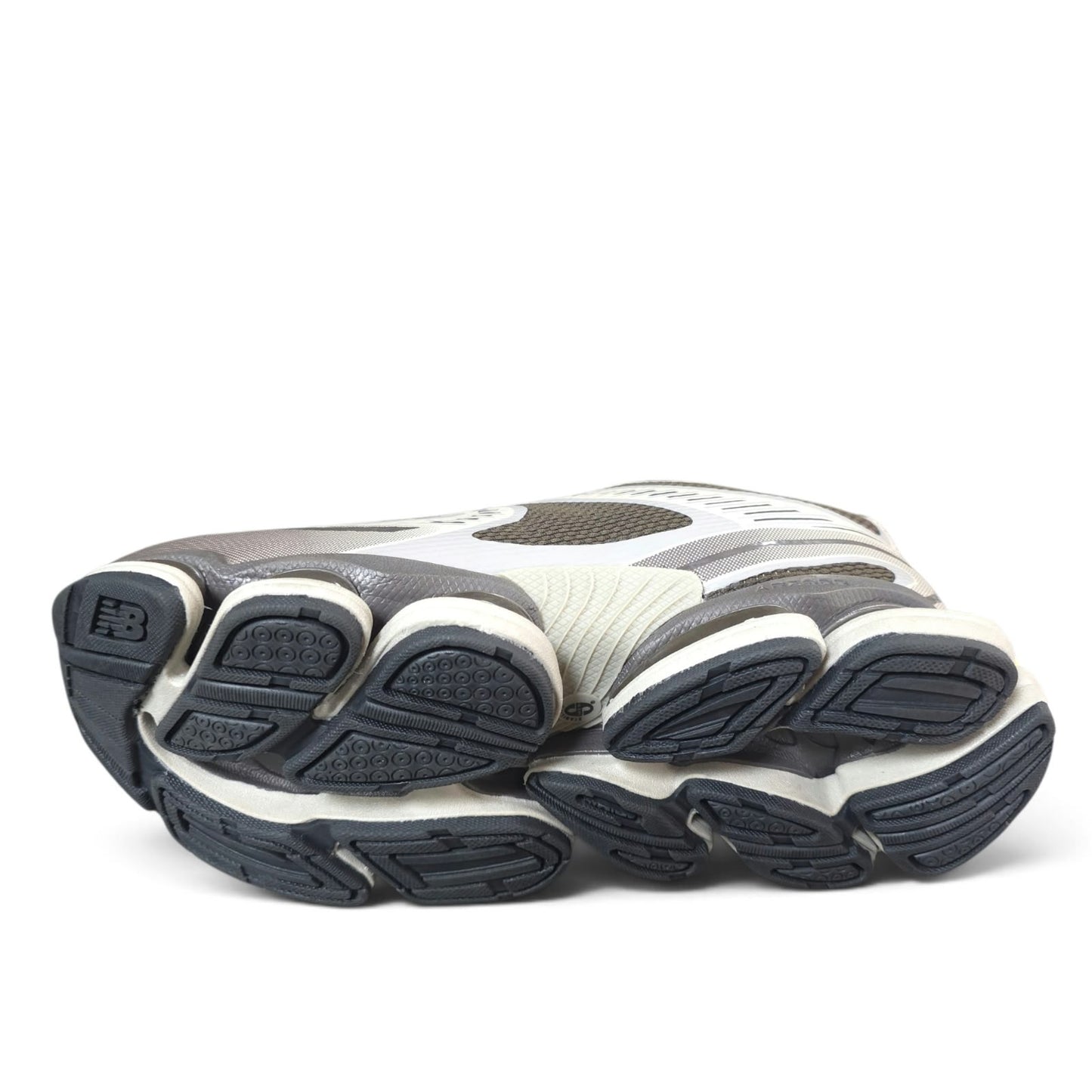 Tenis New Balance 2.000 Importadas AAA