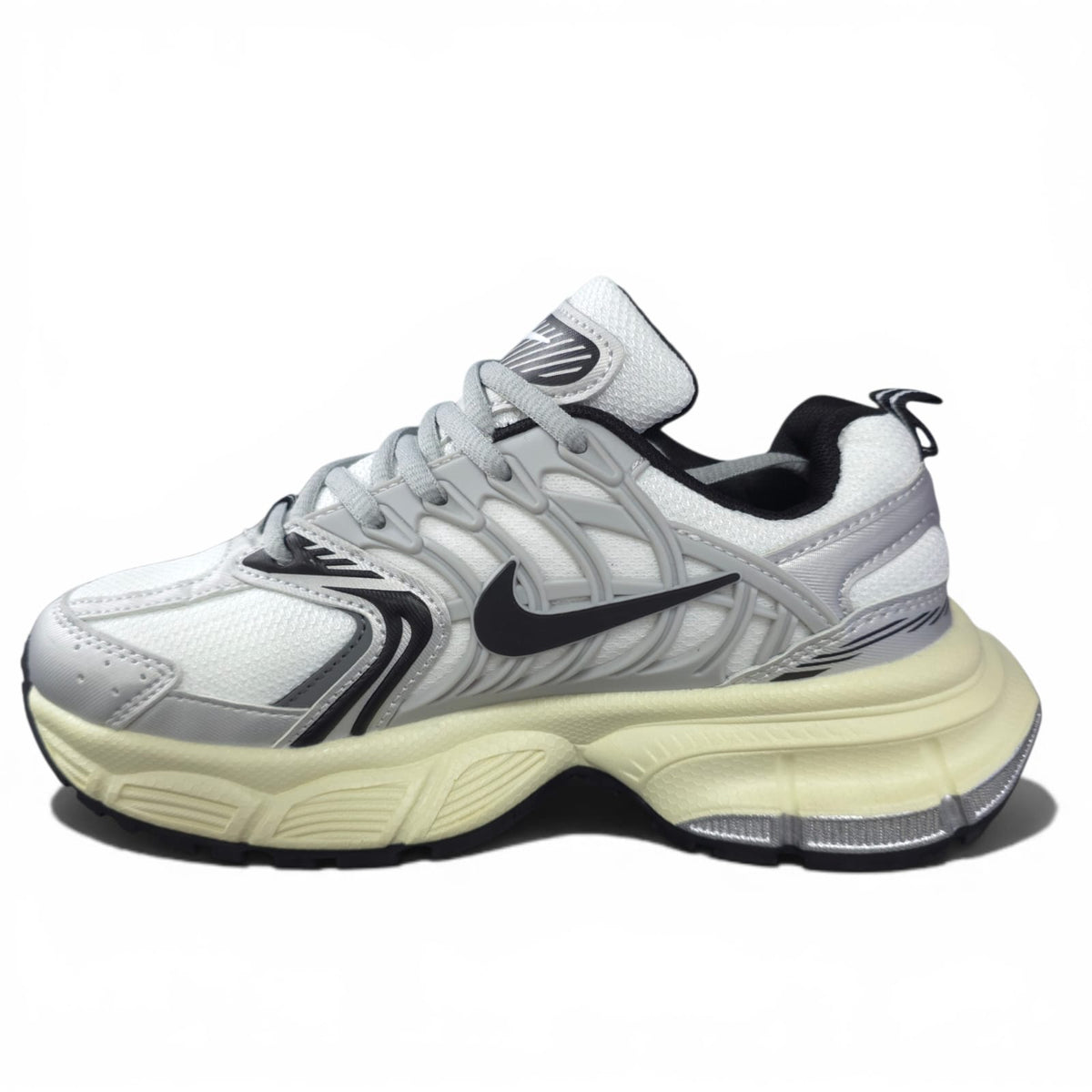 Tenis Nike Skate AAA Importados White Plata
